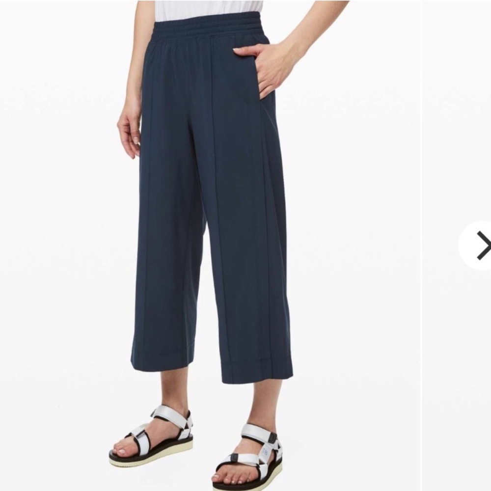lululemon athletica True Navy Wanderer Culotte